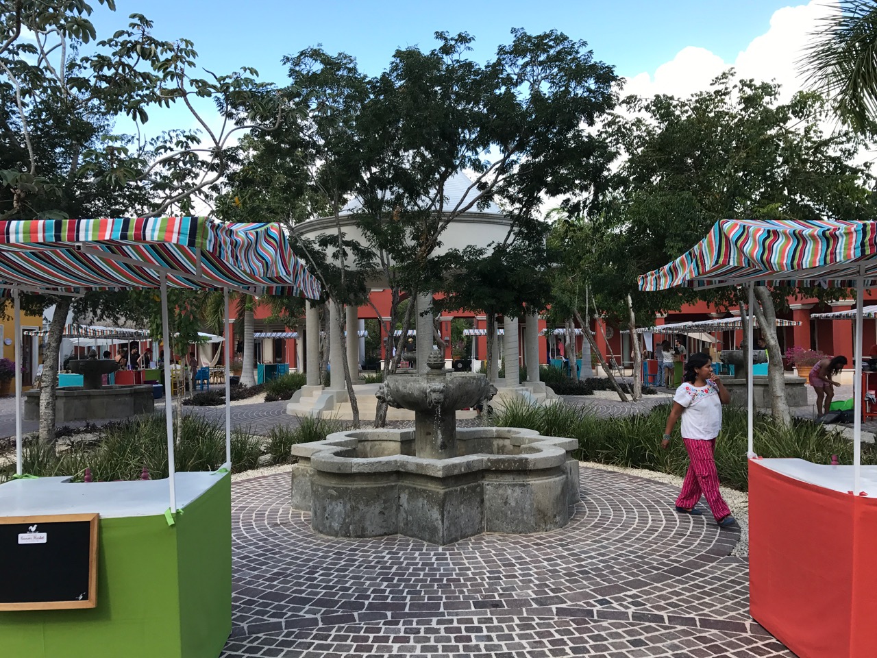 El Pueblito Mayakoba